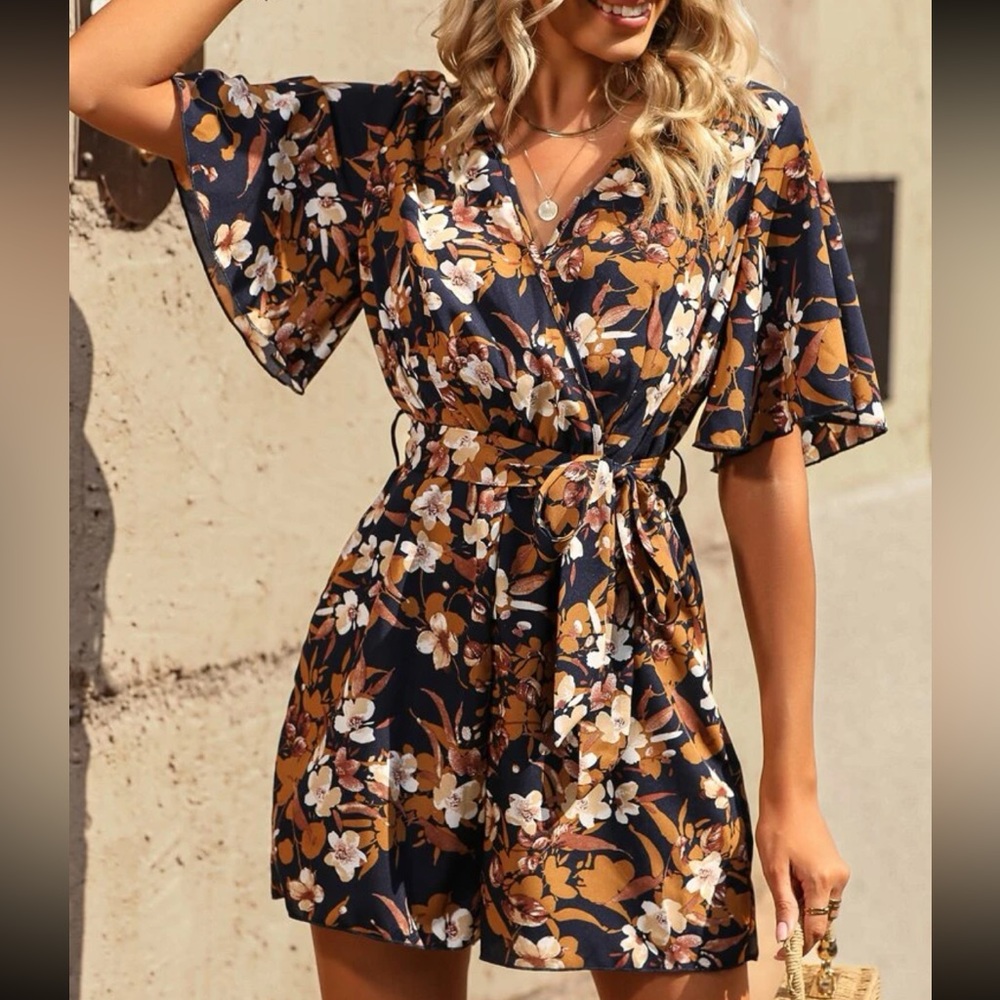 Boho Floral Print Butterfly Sleeve Belted Romper